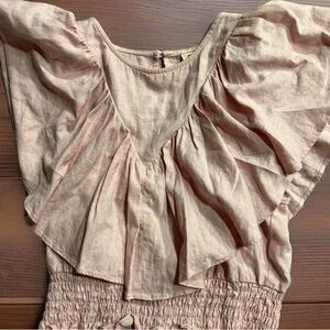 Chic Ruffled Blouse in Soft Beige